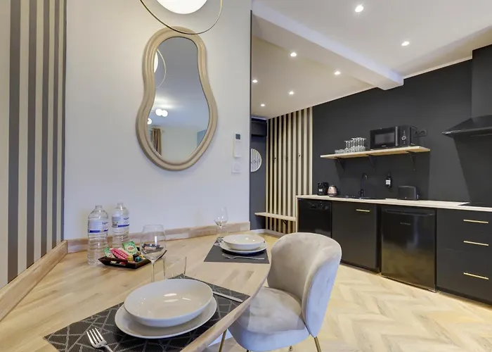 La Belle - Metro - Parking - Arrivee Autonome דירה *