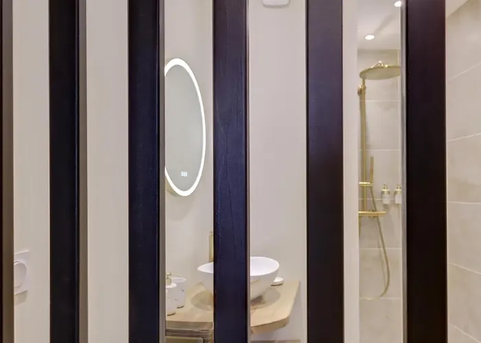 La Belle - Metro - Parking - Arrivee Autonome Апартаменты *